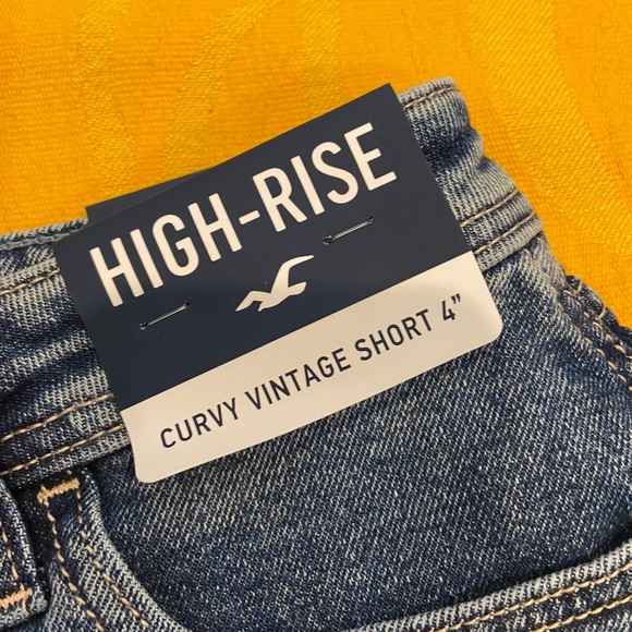 CURVY VINTAGE STRETCH HIGH-RISE DENIM SHORTS - Picture 7 of 7